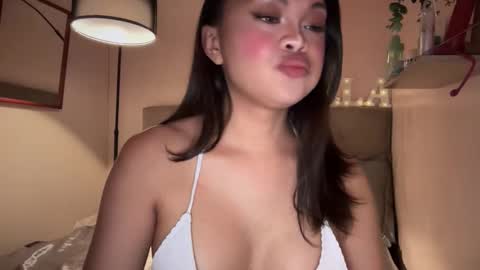 ella online show from May 2026 06:37:02 PM