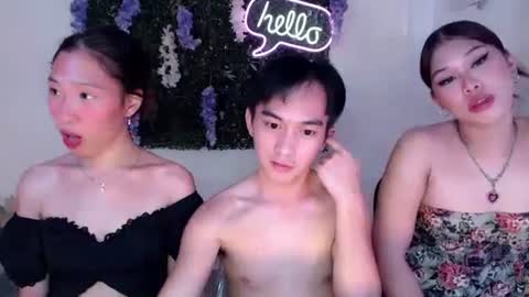 Snapshot of fuckboy_zachxx chatting on February 2025 10:05:01 AM online show from February 2025 10:05:01 AM