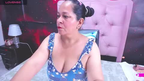 Snapshot of fuckedass4u chatting on March 2026 02:27:02 AM FuckedASS4U online show from March 2026 02:27:02 AM