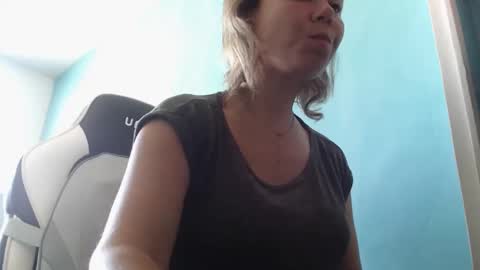 Snapshot of fuckhard4you chatting on September 2025 09:32:01 AM La online show from September 2025 09:32:01 AM