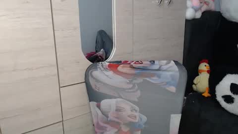 Mia and Gary  online show from January 2026 02:04:01 AM