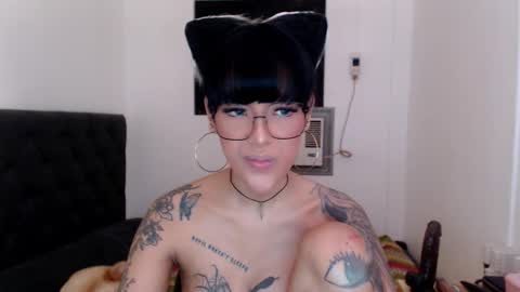 Snapshot of fuckingprincessanna chatting on December 2025 10:46:01 AM Princess Anna online show from December 2025 10:46:01 AM