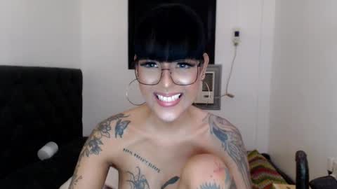 Snapshot of fuckingprincessanna chatting on January 2026 12:20:02 PM Princess Anna online show from January 2026 12:20:02 PM