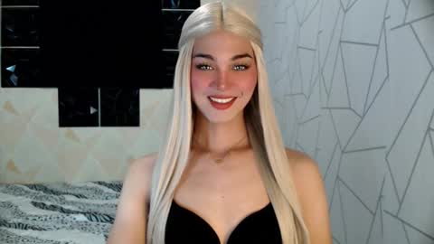 MISS IVANA online show from January 2026 02:06:02 AM