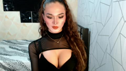 MISS IVANA online show from April 2026 06:19:01 AM