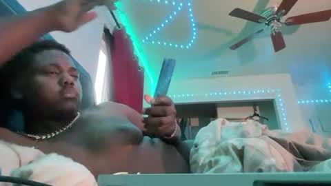 Snapshot of fuckmeb1999 chatting on November 2025 02:15:01 PM Desire Himeros online show from November 2025 02:15:01 PM