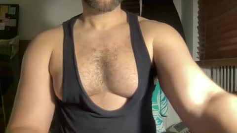 Muscle Bear Jock in Training online show from February 2026 03:47:02 AM