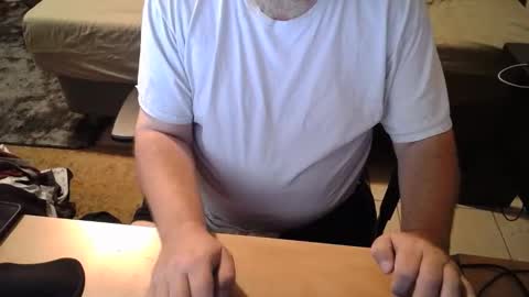 Fuego online show from December 2025 02:50:01 AM