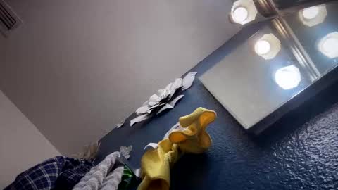 Snapshot of fukmyass247 chatting on October 2025 11:21:02 AM fukmyass247 online show from October 2025 11:21:02 AM