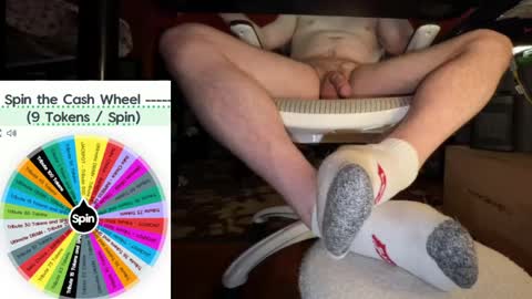 Snapshot of fullofkinks chatting on April 2026 02:05:01 AM Fullofkink online show from April 2026 02:05:01 AM