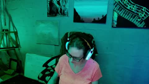 Snapshot of funafterdark13 chatting on January 2025 02:24:02 AM Princess Nellie Captain Simon online show from January 2025 02:24:02 AM
