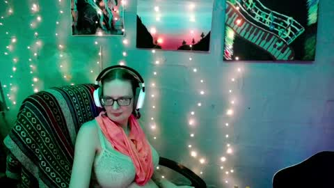 Snapshot of funafterdark13 chatting on January 2025 05:34:02 AM Princess Nellie Captain Simon online show from January 2025 05:34:02 AM