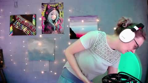 Snapshot of funafterdark13 chatting on February 2025 10:18:02 AM Princess Nellie Captain Simon online show from February 2025 10:18:02 AM