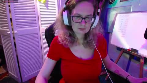 Snapshot of funafterdark13 chatting on September 2025 06:19:02 PM Princess Nellie Captain Simon online show from September 2025 06:19:02 PM