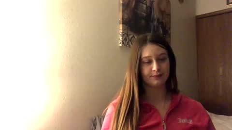 Snapshot of funflirt97 chatting on January 2025 02:43:02 AM Linnys Palace online show from January 2025 02:43:02 AM