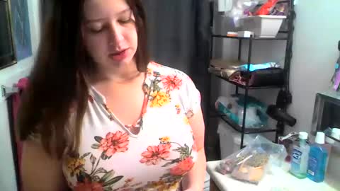 Snapshot of funflirt97 chatting on September 2025 04:31:02 PM Linnys Palace online show from September 2025 04:31:02 PM