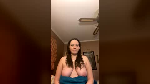 Snapshot of funghoul1031 chatting on January 2026 10:08:01 PM funghoul1031 online show from January 2026 10:08:01 PM