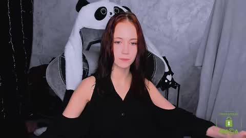 Eva online show from November 2025 06:18:02 PM