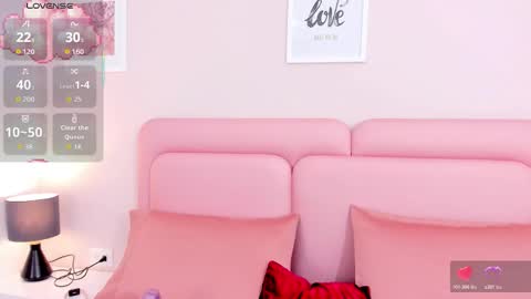 Snapshot of funny_samy chatting on October 2025 01:01:01 PM Samantha online show from October 2025 01:01:01 PM