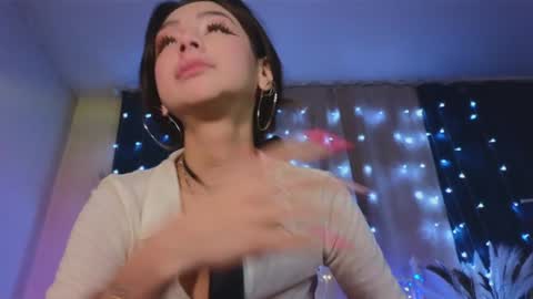 Tiffany online show from February 2025 01:23:02 AM