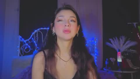 Tiffany online show from November 2025 09:54:01 PM