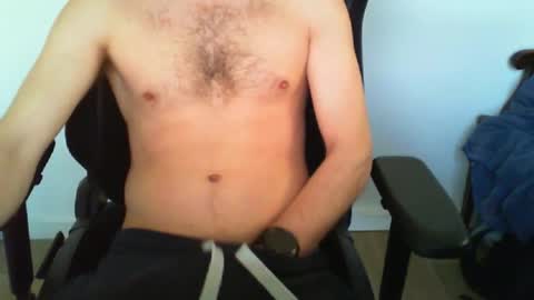 Snapshot of funnyeucouple chatting on April 2026 08:50:02 AM YWhiteNiceMan online show from April 2026 08:50:02 AM