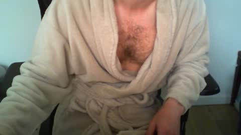 Snapshot of funnyeucouple chatting on May 2026 08:12:02 AM YWhiteNiceMan online show from May 2026 08:12:02 AM