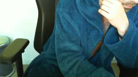 Snapshot of funnyeucouple chatting on May 2026 07:59:02 AM YWhiteNiceMan online show from May 2026 07:59:02 AM