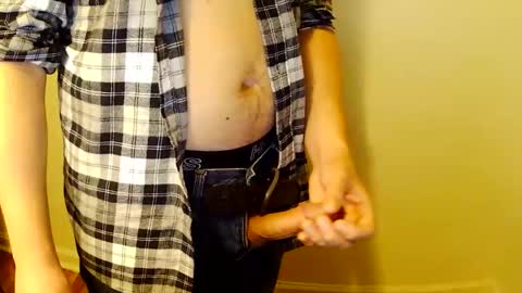 Snapshot of funstr8guy909 chatting on October 2025 01:28:01 AM funstr8guy909 online show from October 2025 01:28:01 AM