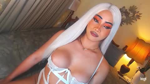 Snapshot of funtastic_harlow chatting on December 2025 06:41:02 AM Maddonna online show from December 2025 06:41:02 AM