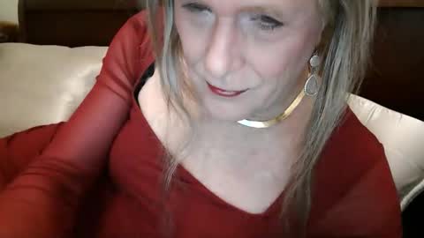 Snapshot of funtimetgirl chatting on December 2025 11:06:02 AM Jessie Love online show from December 2025 11:06:02 AM