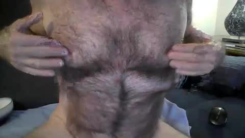 Snapshot of furrybignips chatting on January 2026 04:32:01 PM FurryDude online show from January 2026 04:32:01 PM