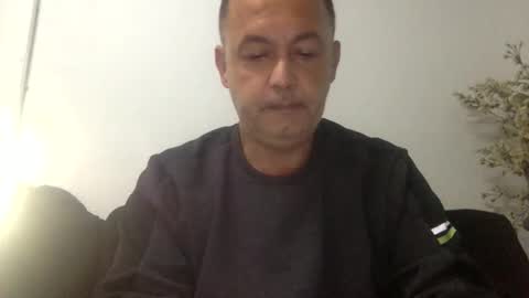 Snapshot of futbolin95 chatting on October 2025 03:51:01 PM futbolin95 online show from October 2025 03:51:01 PM