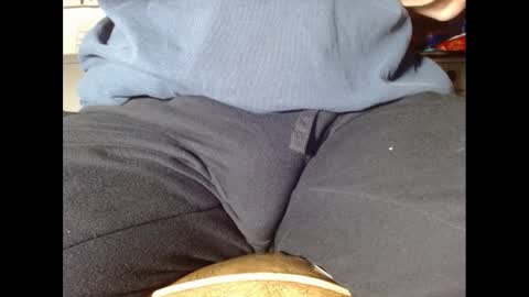 Snapshot of fuzzyblues chatting on January 2025 08:49:01 PM Fuzzy Blues online show from January 2025 08:49:01 PM