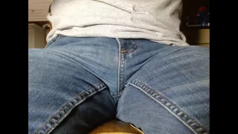 Snapshot of fuzzyblues chatting on February 2025 08:49:01 PM Fuzzy Blues online show from February 2025 08:49:01 PM