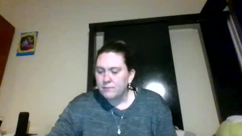 fuzzypeaches87 online show from April 2026 02:20:01 AM