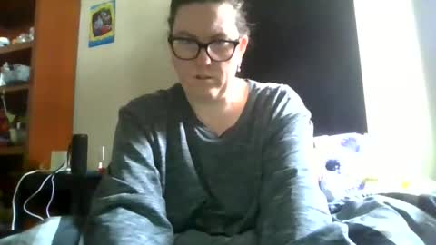 fuzzypeaches87 online show from April 2026 03:46:01 PM