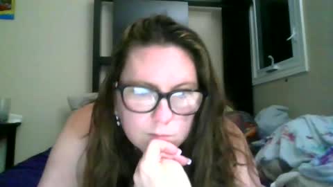 fuzzypeaches87 online show from June 2026 04:15:02 AM