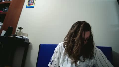 fuzzypeaches87 online show from July 2026 04:43:02 PM