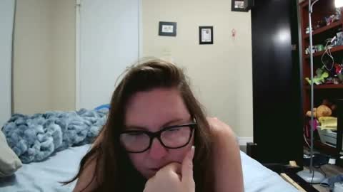 fuzzypeaches87 online show from July 2026 03:54:02 PM