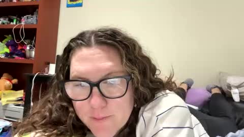 fuzzypeaches87 online show from August 2026 03:10:01 PM