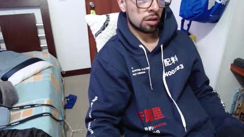 andrew online show from October 2025 04:17:02 PM