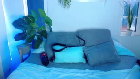 Snapshot of fyreandfox_ chatting on June 2026 08:09:01 PM FIRE AND FOX online show from June 2026 08:09:01 PM