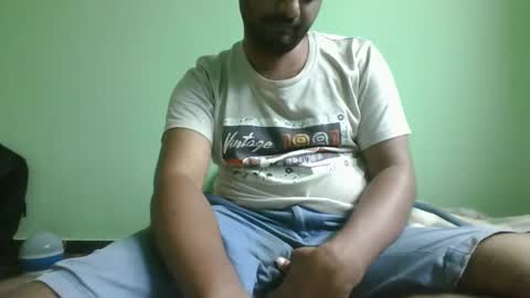 Snapshot of g0lu_ chatting on December 2024 07:53:01 AM Nunnu online show from December 2024 07:53:01 AM