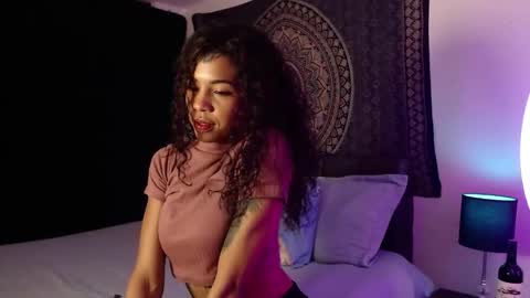 g_bella2025 online show from February 2026 06:39:02 AM