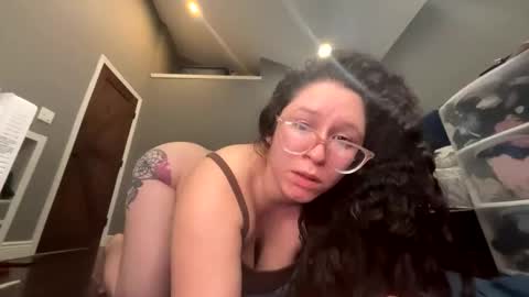 Snapshot of gaaby_ chatting on November 2025 03:21:02 AM gaaby online show from November 2025 03:21:02 AM