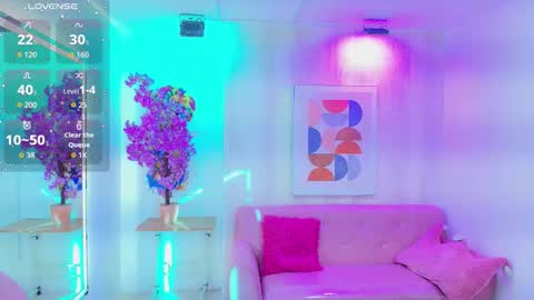 gabby_evanns online show from November 2025 11:54:01 AM