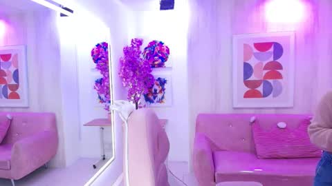 gabby_evanns online show from March 2026 12:23:02 PM