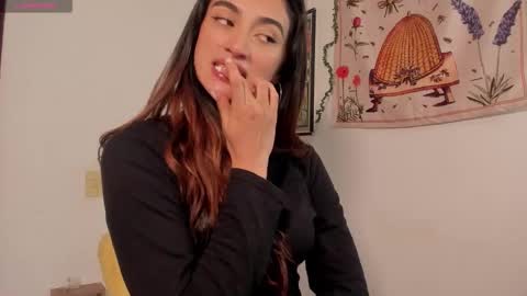 Snapshot of gabee7_ chatting on October 2025 04:47:02 PM NEW ACCOUNT Gabriella online show from October 2025 04:47:02 PM