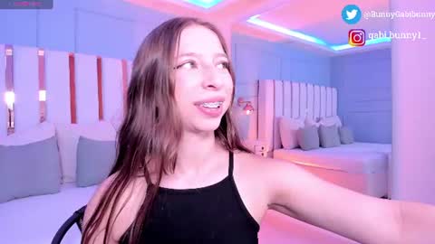 Snapshot of gabi_bunny chatting on June 2026 05:32:01 PM Gabi online show from June 2026 05:32:01 PM